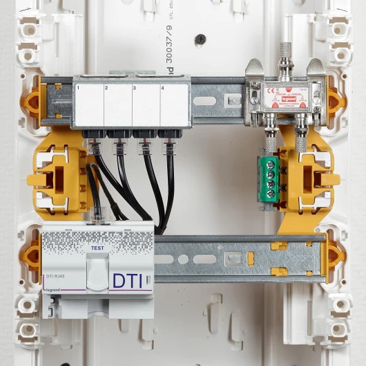 91VHi8rO1DL._AC_SL1500_